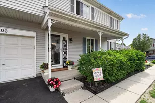 100 Village Creek Dr, Lake in the Hills, IL 60156 - Photo 4