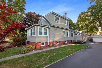 141 N Cedar Street, Palatine, IL 60067 - Photo 2