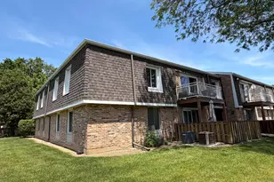 4424 Euclid Ave, Rolling Meadows, IL 60008 - Photo 2