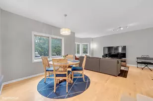 3320 N Racine Ave, Chicago, IL 60657 - Photo 20