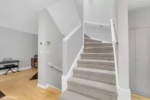 3320 N Racine Ave, Chicago, IL 60657 - Photo 28