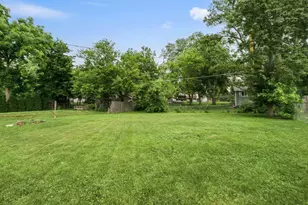 36889 N Oakwood Dr, Lake Villa, IL 60046 - Photo 16