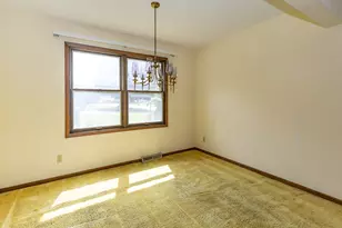 740 Hickory Dr, Geneseo, IL 61254 - Photo 14