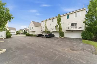 576 S Rosehall Lane, Round Lake, IL 60073 - Photo 36
