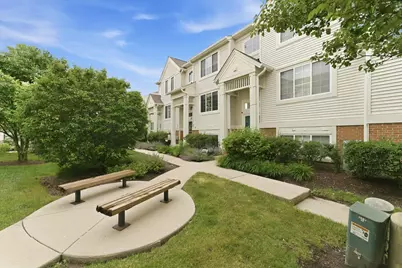576 S Rosehall Lane, Round Lake, IL 60073 - Photo 34
