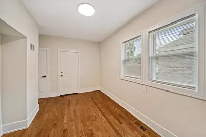 8525 S Hermitage Avenue, Chicago, IL 60620 - Photo 24