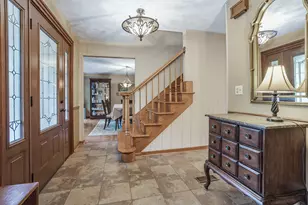 912 Valencia Dr, Shorewood, IL 60404 - Photo 6