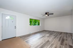 28671 N Harrison Ave, Wauconda, IL 60084 - Photo 6