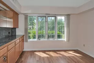 8771 W Waterfront Dr, Palos Hills, IL 60465 - Photo 10