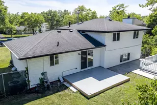 2837 E 223rd St, Sauk Village, IL 60411 - Photo 4