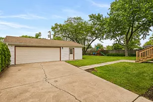 1770 N Newport Rd, Hoffman Estates, IL 60169 - Photo 44