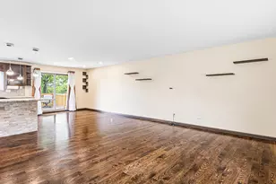 1770 N Newport Rd, Hoffman Estates, IL 60169 - Photo 10