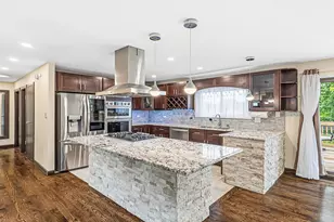 1770 N Newport Rd, Hoffman Estates, IL 60169 - Photo 12
