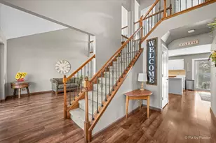 5418 Crossview Ln, Lake in the Hills, IL 60156 - Photo 8