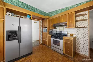 8048 Highland Ave, Downers Grove, IL 60516 - Photo 10