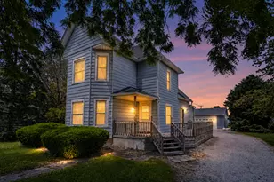 561 W Grant St, Saint Anne, IL 60964 - Photo 32