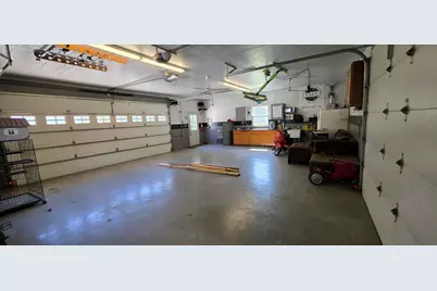 561 W Grant Street, Saint Anne, IL 60964 - Photo 22