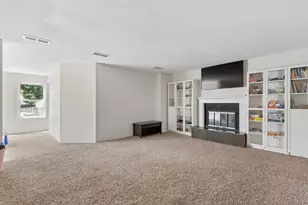 3343 W Ivywood Ct, Decatur, IL 62522 - Photo 8