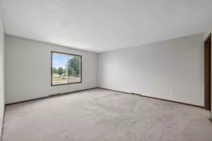 1503 Longwood Dr, Sycamore, IL 60178 - Photo 22