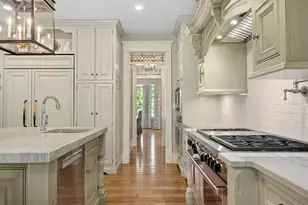 1757 Banchory Ct, Downers Grove, IL 60515 - Photo 10