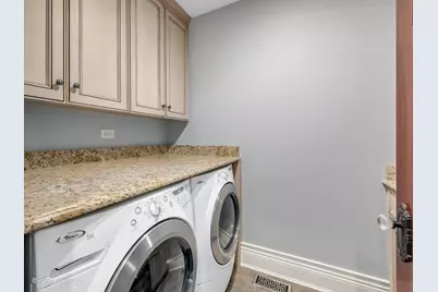 1757 Banchory Court, Downers Grove, IL 60515 - Photo 30