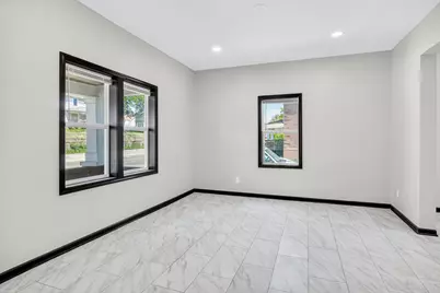 1231 N Main Street, Rockford, IL 61103 - Photo 28