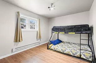 9458 Kelvin Ln, Schiller Park, IL 60176 - Photo 8