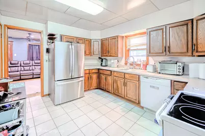 131 S 7th Street, Dekalb, IL 60115 - Photo 14