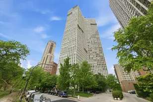 2626 N Lakeview Ave, Chicago, IL 60614 - Photo 1