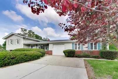 5455 S Catherine Avenue, Countryside, IL 60525 - Photo 2