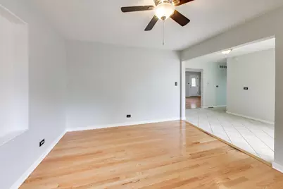 5455 S Catherine Avenue, Countryside, IL 60525 - Photo 10