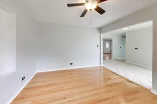 5455 S Catherine Ave, Countryside, IL 60525 - Photo 10