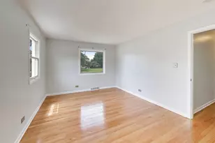5455 S Catherine Ave, Countryside, IL 60525 - Photo 14