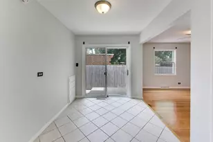 5455 S Catherine Ave, Countryside, IL 60525 - Photo 6