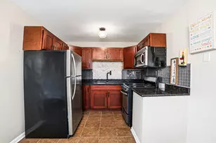 2411 W Balmoral Ave, Chicago, IL 60625 - Photo 14