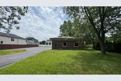 10515 Altgeld Street, Melrose Park, IL 60164 - Photo 2