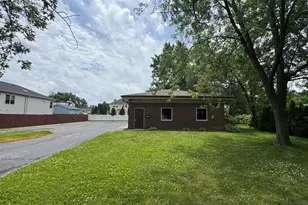 10515 Altgeld St, Melrose Park, IL 60164 - Photo 2