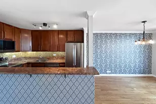 655 W Irving Park Rd, Chicago, IL 60613 - Photo 6