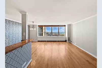 655 W Irving Park Road #3608, Chicago, IL 60613 - Photo 2