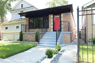 2115 W 68th Pl, Chicago, IL 60636 - Photo 2