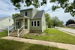 9759 Rutherford Ave, Oak Lawn, IL 60453 - Photo 1