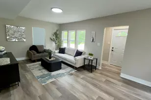 9759 Rutherford Ave, Oak Lawn, IL 60453 - Photo 8