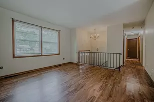 2729 Lowery Ct, Zion, IL 60099 - Photo 4