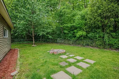2729 Lowery Court, Zion, IL 60099 - Photo 24