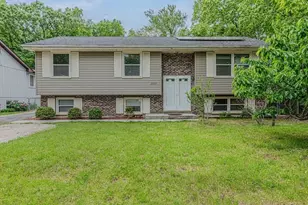 2729 Lowery Ct, Zion, IL 60099 - Photo 2