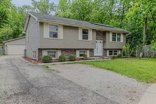 2729 Lowery Ct, Zion, IL 60099 - Photo 1