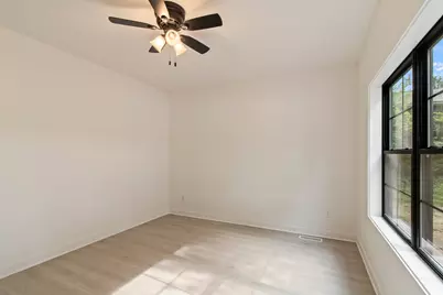 1417 N Linden Street, Normal, IL 61761 - Photo 4