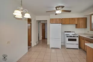 244 Lynn Ln, Chicago Heights, IL 60411 - Photo 8