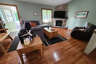 1 W Elmwood Dr, Putnam, IL 61560 - Photo 18
