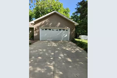 1 W Elmwood Drive, Putnam, IL 61560 - Photo 4
